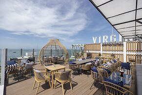 Pattaya Sea View Hotel