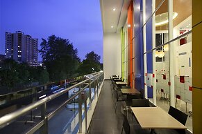 Amaris Hotel Dr. Susilo Grogol