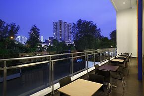 Amaris Hotel Dr. Susilo Grogol