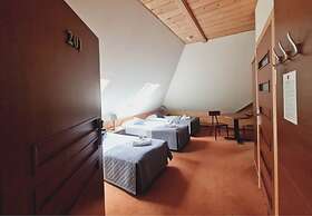 Hotel 365