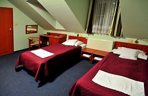 Zlote Deby Hotel