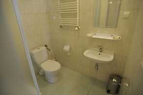 Zlote Deby Hotel
