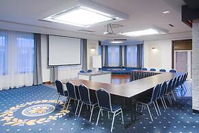 Zlote Deby Hotel