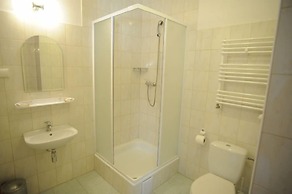 Zlote Deby Hotel