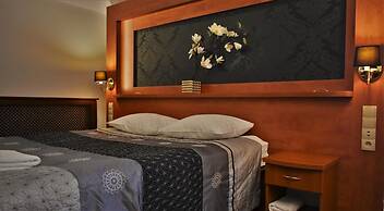 Zlote Deby Hotel