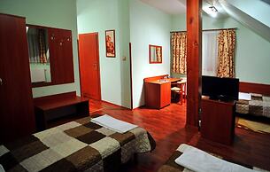 Zlote Deby Hotel