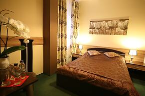 Hotel Seven 7