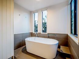 The Sebel Creswick Forest Resort