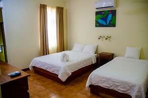 Hotel & Villas Huetares