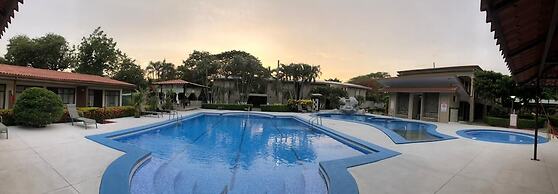 Hotel & Villas Huetares