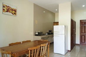 Hotel & Villas Huetares