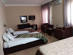Delilah Hotel