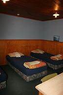 Smoke Lake Hot Springs Lodge and Camp