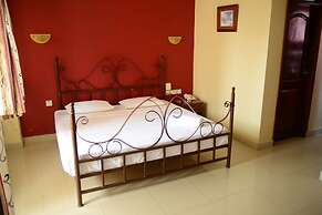 Iris Hotel