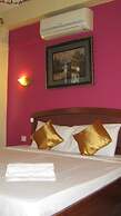 Iris Hotel