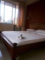 Iris Hotel