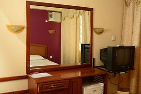 Iris Hotel