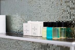 The Corner Park Hotel