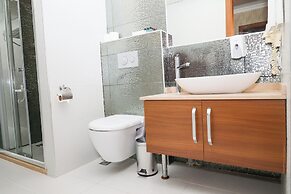 The Corner Park Hotel