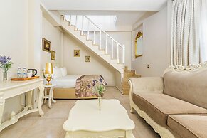 Elegance East Hotel - Boutique Class