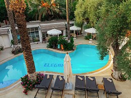 Elegance East Hotel - Boutique Class