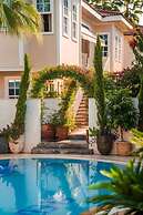 Elegance East Hotel - Boutique Class