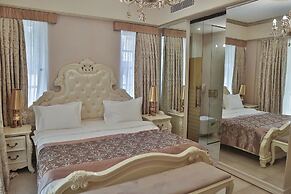 Elegance East Hotel - Boutique Class