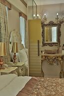 Elegance East Hotel - Boutique Class