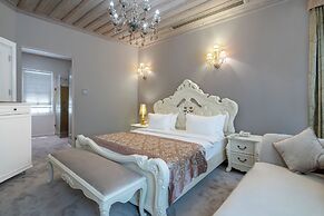 Elegance East Hotel - Boutique Class