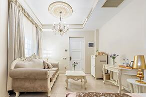 Elegance East Hotel - Boutique Class