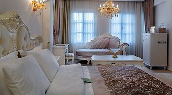 Elegance East Hotel - Boutique Class