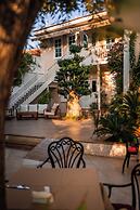 Elegance East Hotel - Boutique Class