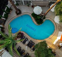 Elegance East Hotel - Boutique Class