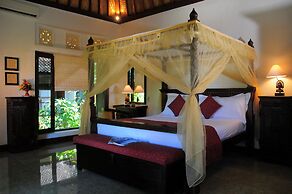 Tirta Ayu Hotel & Restaurant