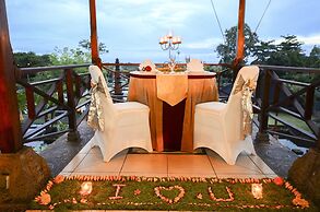 Tirta Ayu Hotel & Restaurant