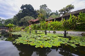 Tirta Ayu Hotel & Restaurant