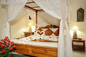 Tirta Ayu Hotel & Restaurant