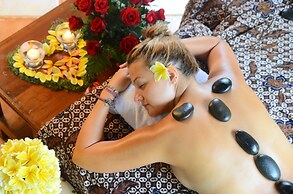 Tirta Ayu Hotel & Restaurant