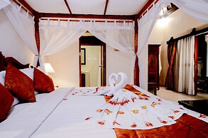 Tirta Ayu Hotel & Restaurant