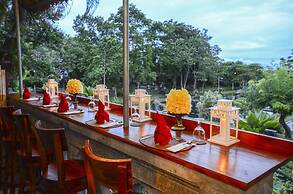 Tirta Ayu Hotel & Restaurant