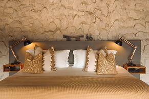 Leopard Mountain Safari Lodge