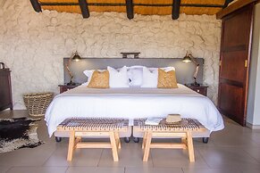 Leopard Mountain Safari Lodge