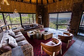 Leopard Mountain Safari Lodge