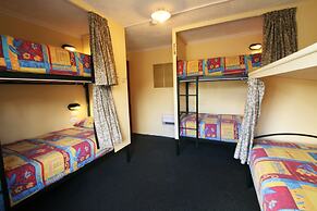 Chateau Backpacker & Motels