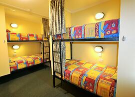 Chateau Backpacker & Motels