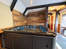 Chateau Backpacker & Motels