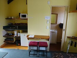 Glow Worm Accommodation - Hostel