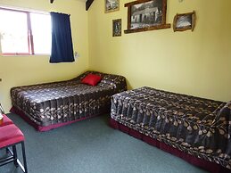 Glow Worm Accommodation - Hostel