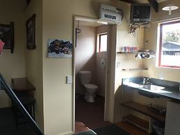 Glow Worm Accommodation - Hostel