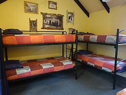 Glow Worm Accommodation - Hostel